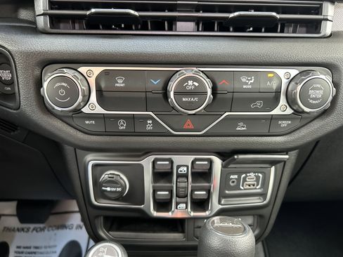 New 2026 Jeep Gladiator Sport image 23