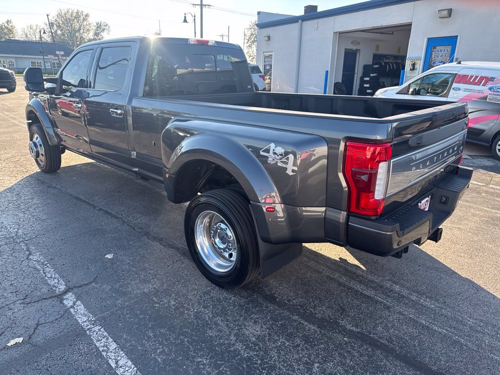 Used 2017 Ford F450 Platinum w/ Platinum Ultimate Package AWD/4WD image 6
