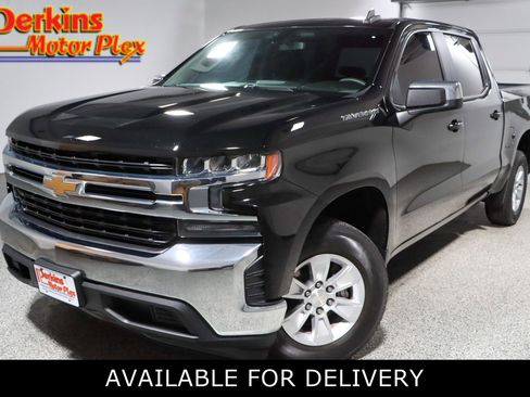 Used 2020 Chevrolet Silverado 1500 LT w/ Trailering Package image 1