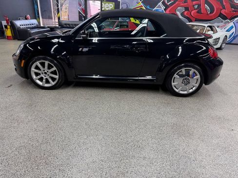 Used 2014 Volkswagen Beetle 1.8T FWD image 2