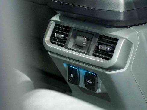 Used 2022 Ford F150 XLT w/ Equipment Group 302A High image 21