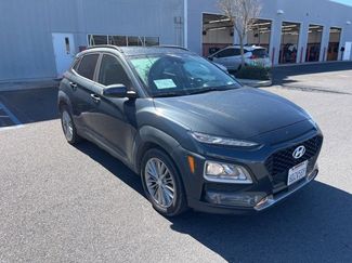Used 2018 Hyundai Kona SEL w/ SEL Tech Package 02 video 1