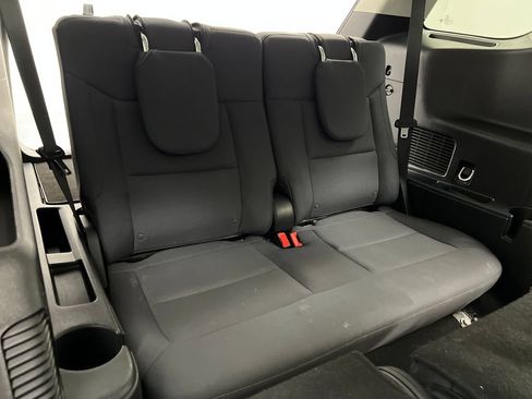 Used 2025 Ford Explorer Active RWD image 29