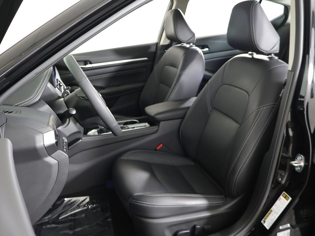 Used 2023 Nissan Altima 2.5 SL AWD/4WD image 32