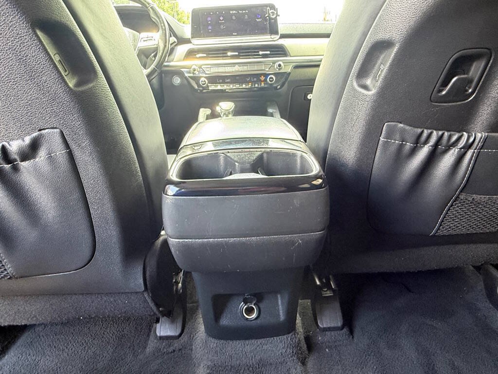 Used 2022 Kia Telluride LX FWD image 27