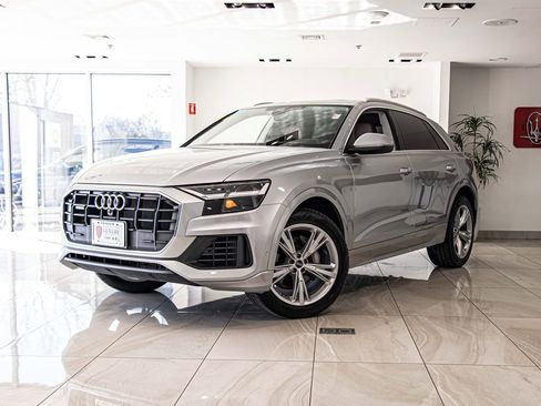 Used 2022 Audi Q8 Premium image 1