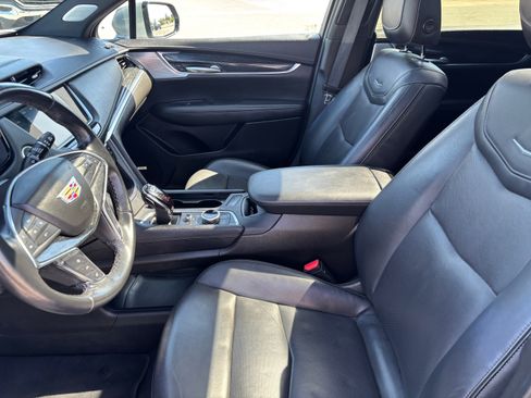 Used 2023 Cadillac XT5 Premium Luxury image 10