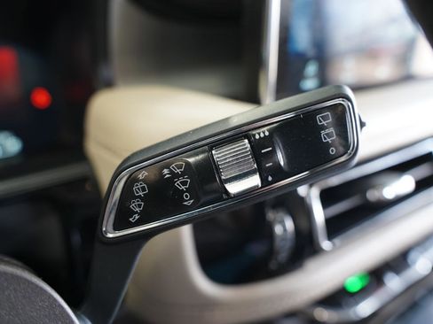 Used 2022 Lincoln Nautilus AWD w/ Premium Package image 15