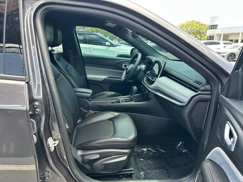 Used 2023 Jeep Compass Latitude w/ Convenience Group AWD/4WD image 38