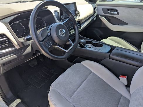 Used 2021 Nissan Rogue SV FWD image 10
