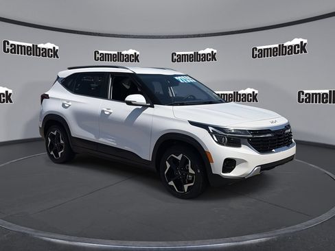 Certified 2025 Kia Seltos EX FWD image 1