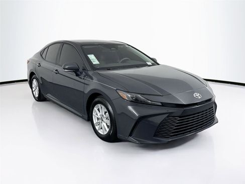 Certified 2025 Toyota Camry LE image 9