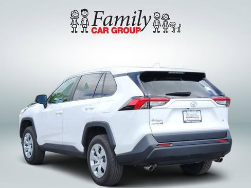 Used 2025 Toyota RAV4 LE image 3