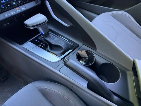 Certified 2023 Hyundai Elantra SEL FWD image 26