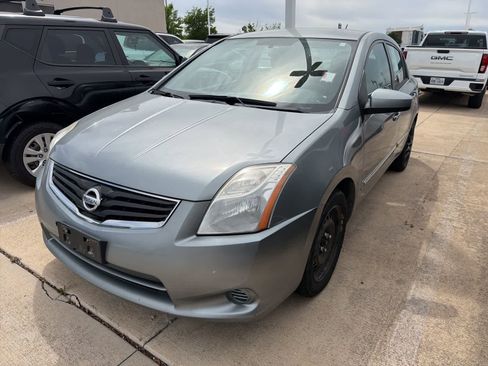 Used 2010 Nissan Sentra 2.0 S image 1
