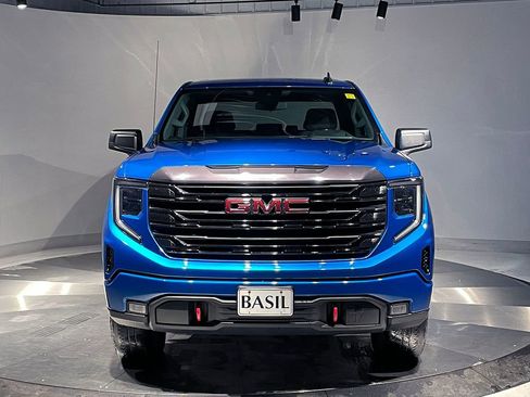 Used 2023 GMC Sierra 1500 Elevation w/ X31 Off-Road Package image 10