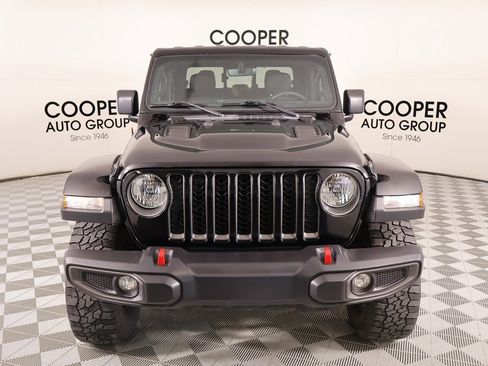 Used 2023 Jeep Gladiator Rubicon w/ Cold Weather Group image 11