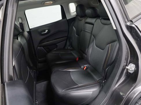 Used 2019 Jeep Compass Limited w/ Safety & Security Group AWD/4WD image 34