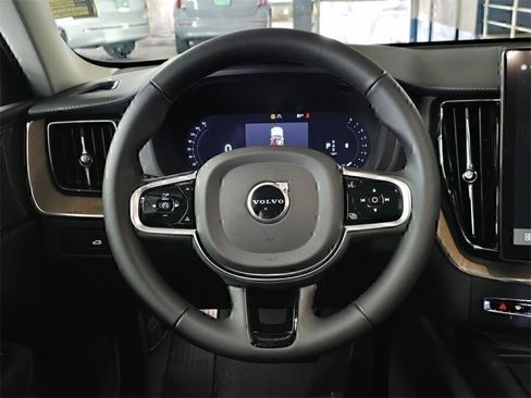 New 2026 Volvo XC60 B5 Ultra w/ Climate Package image 19