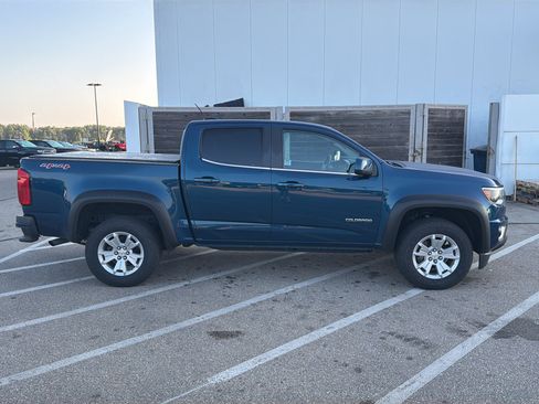 Used 2019 Chevrolet Colorado LT w/ LT Convenience Package AWD/4WD image 7