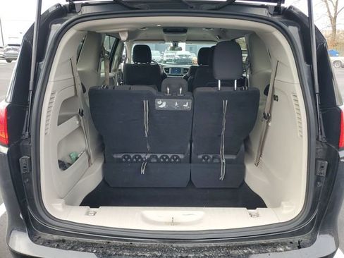 Used 2020 Chrysler Voyager LX w/ Cold Weather Group image 41