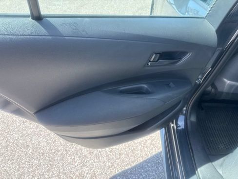 Used 2023 Toyota Corolla LE FWD image 11