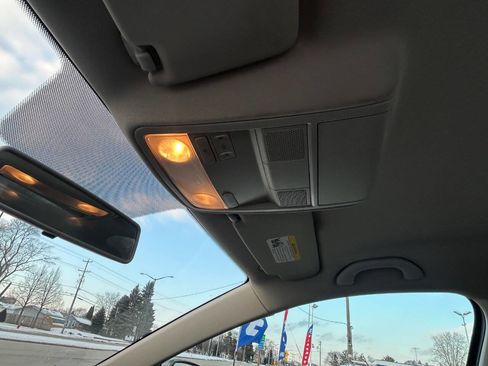 Used 2017 Volkswagen Jetta S image 24