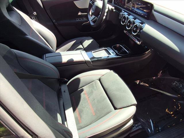 Certified 2026 Mercedes-Benz CLA 250 image 21