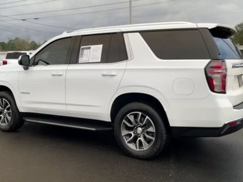 Used 2021 Chevrolet Tahoe LT w/ LT Signature Package RWD image 6