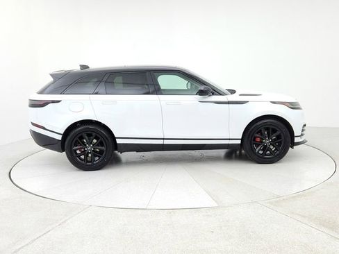 Used 2025 Land Rover Range Rover Velar Dynamic SE image 4