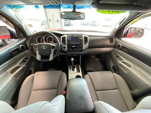 Used 2013 Toyota Tacoma 4x4 Double Cab w/ TRD Sport Pkg image 8