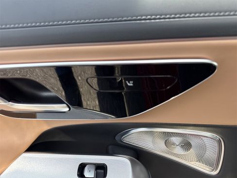 Used 2025 Mercedes-Benz E 450 E 450 image 38