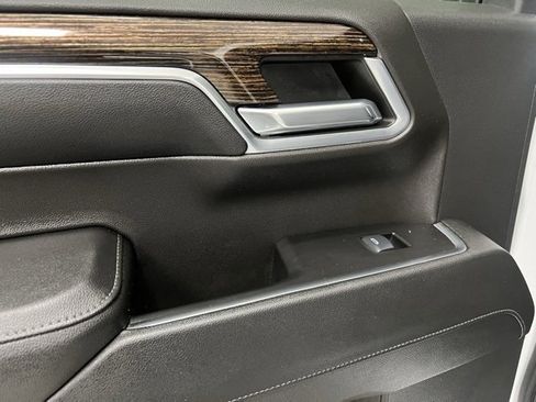 Used 2024 GMC Sierra 1500 Elevation image 46