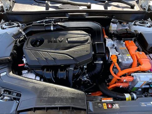 Used 2025 Hyundai Sonata Limited FWD image 31