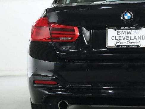 Used 2018 BMW 320i Sedan RWD image 47