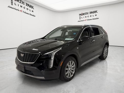 Used 2020 Cadillac XT4 Premium Luxury FWD image 1