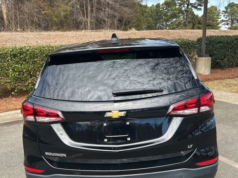 Used 2022 Chevrolet Equinox LT image 24