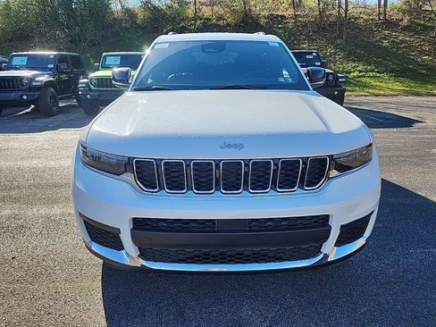 New 2025 Jeep Grand Cherokee L Limited w/ Trailer Tow Package image 8