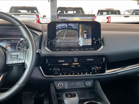 Certified 2023 Nissan Rogue SL w/ SL Premium Package image 29