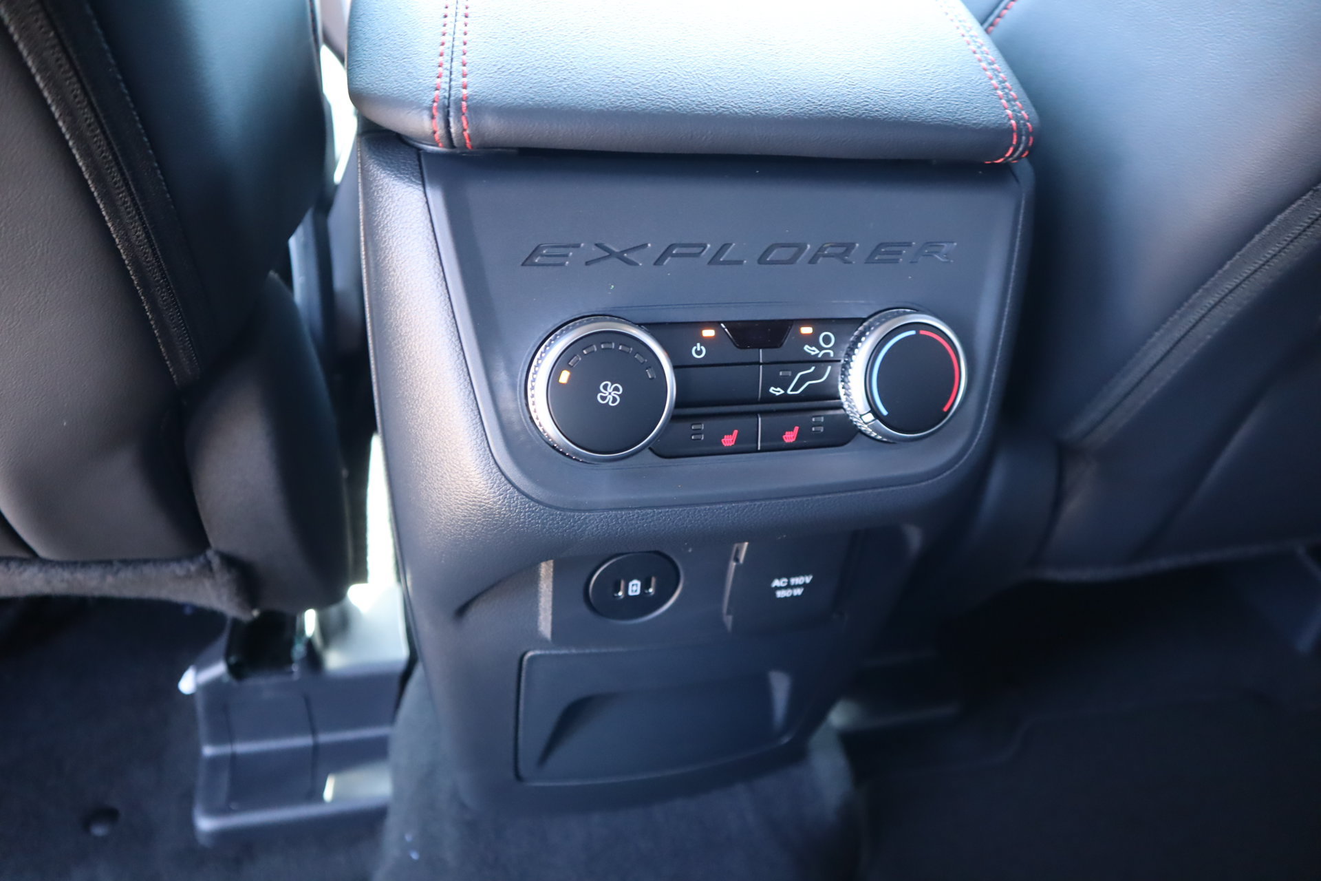 New 2026 Ford Explorer ST-Line w/ ST-Line Street Pack AWD/4WD image 18