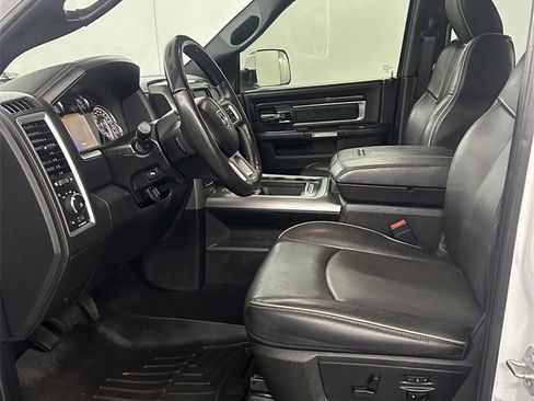 Used 2018 RAM 1500 Limited image 13