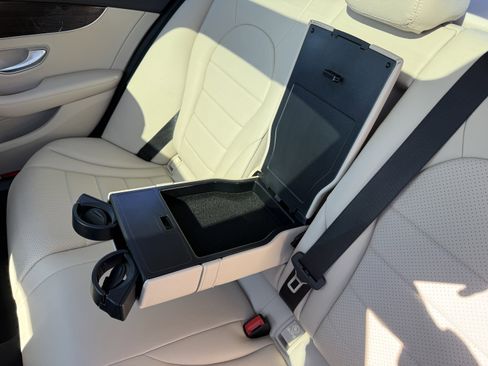 Used 2018 Mercedes-Benz C 300 Sedan w/ Parking Assist Package image 33