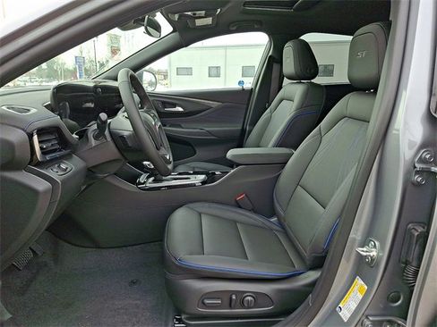 New 2026 Buick Envista Sport Touring w/ Convenience I Package image 9