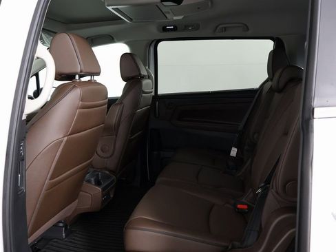 New 2026 Honda Odyssey Touring image 6