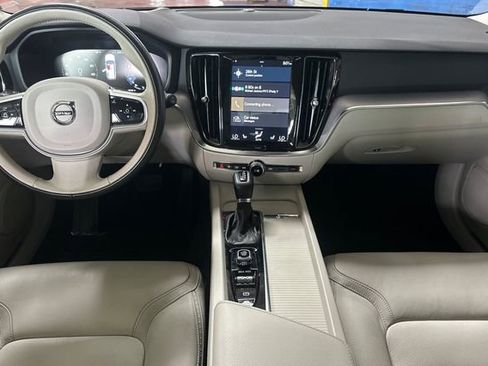 Used 2020 Volvo V60 T5 Cross Country w/ Protection Package Premier AWD/4WD image 16