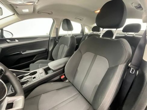 Used 2021 Kia K5 LXS FWD image 6