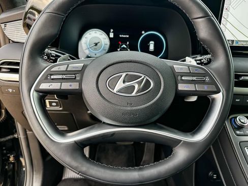 Used 2025 Hyundai Palisade Calligraphy image 18