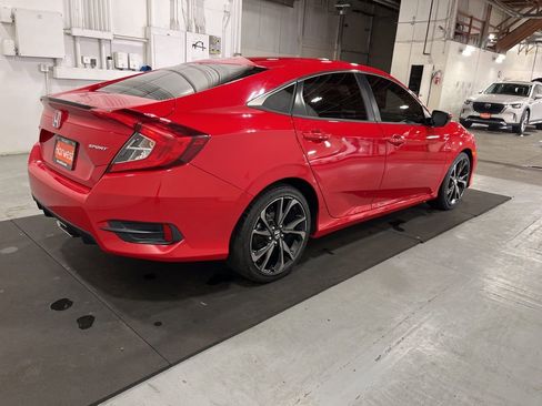 Used 2021 Honda Civic Sport image 9