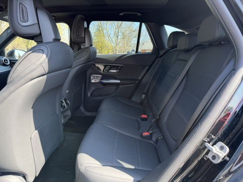 Certified 2026 Mercedes-Benz GLC 300 4MATIC image 21