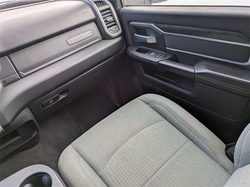 Used 2024 RAM 2500 Big Horn image 17